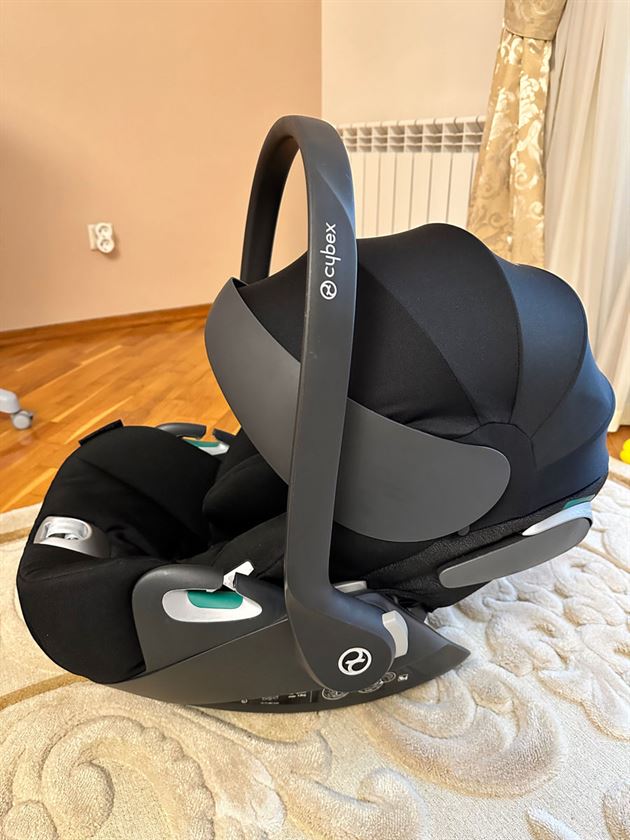 Cel mai comod si sigur scaun auto / scoica pentru nou nascuti Cybex