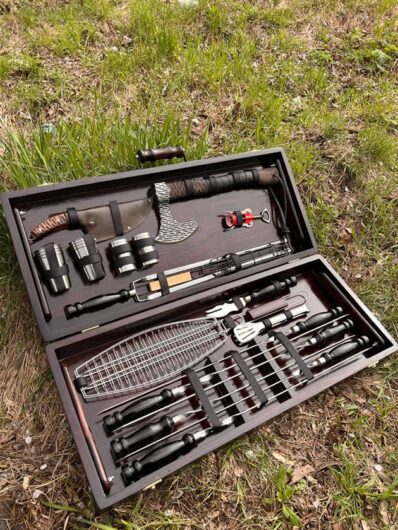 Cadoul perfect set pentru grătar!
