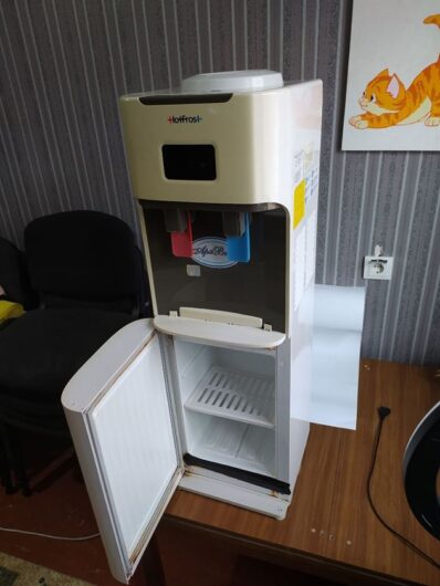 Cooler de apă