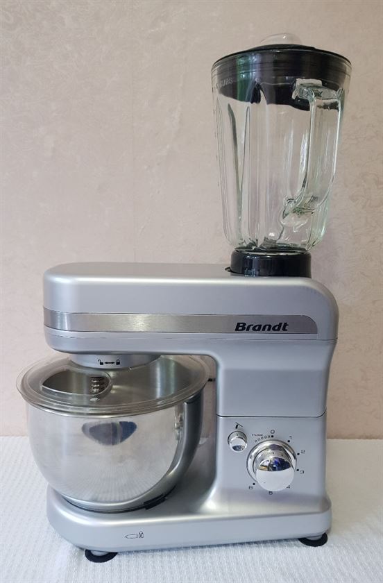 Vând robot de bucătărie Brandt KM544BG