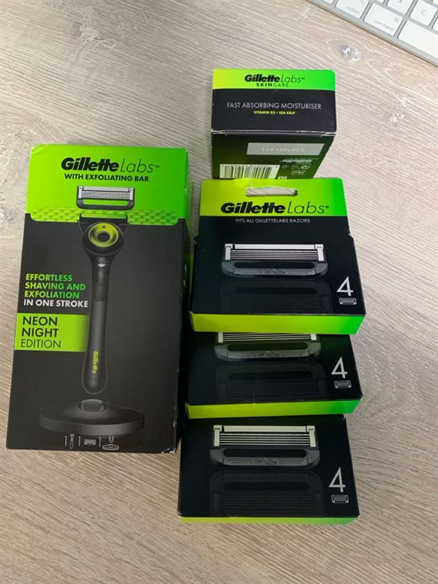 Aparat de ras Gillette Labs