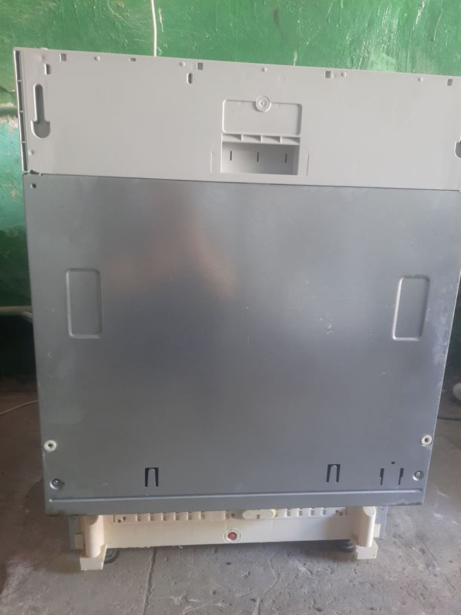 Vind masina de spalat vase la 45 si 60 cm latimea