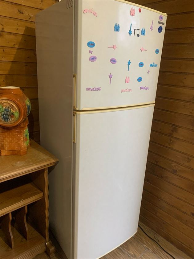 Se vinde frigider Samsung