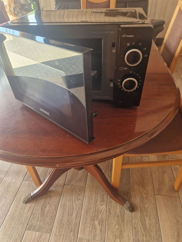 Vind cuptor cu microunde