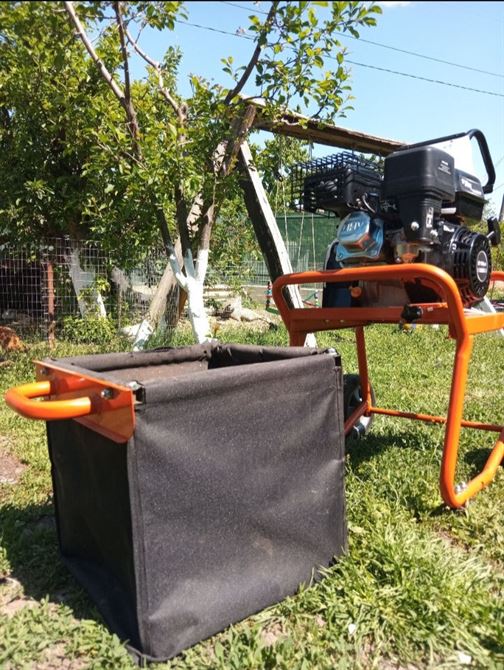 Vând tocător de crengi